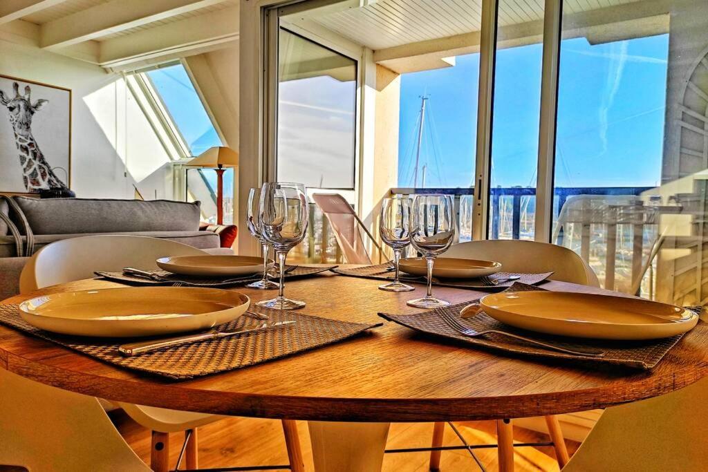 Les Balcons De La Trinite - Vue Sur Mer Et Le Port Exterior photo